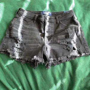 black hollister shorts
